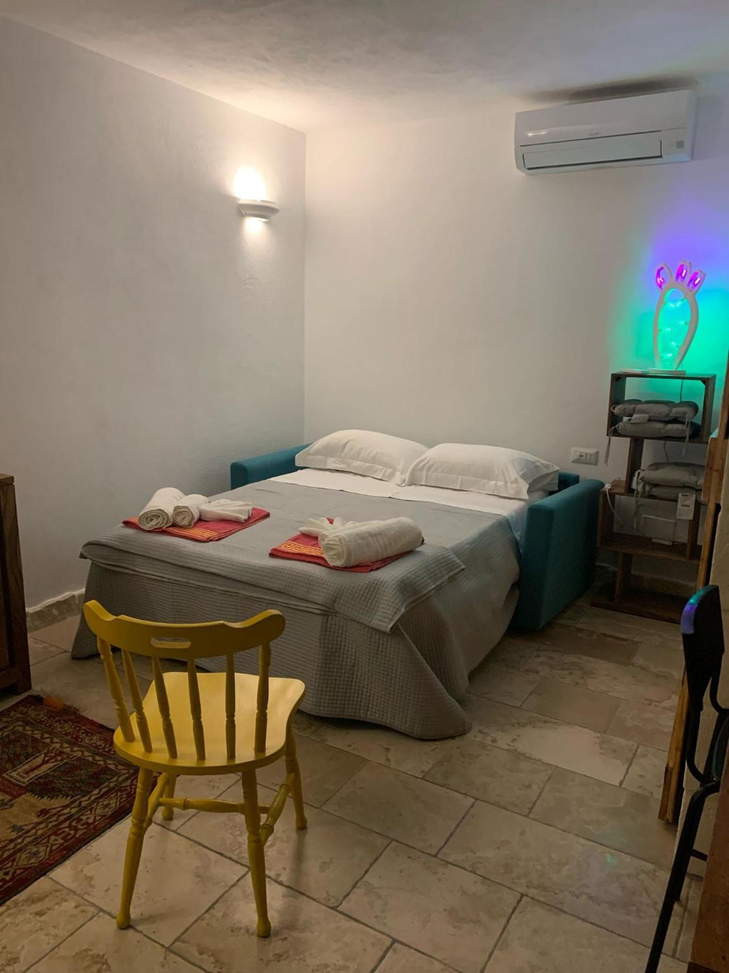 Гостевой дом Trulli Santa Maria Odegitria Relais Остуни Экстерьер фото